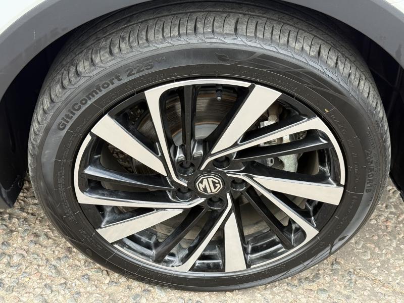MG Motor UK ZS