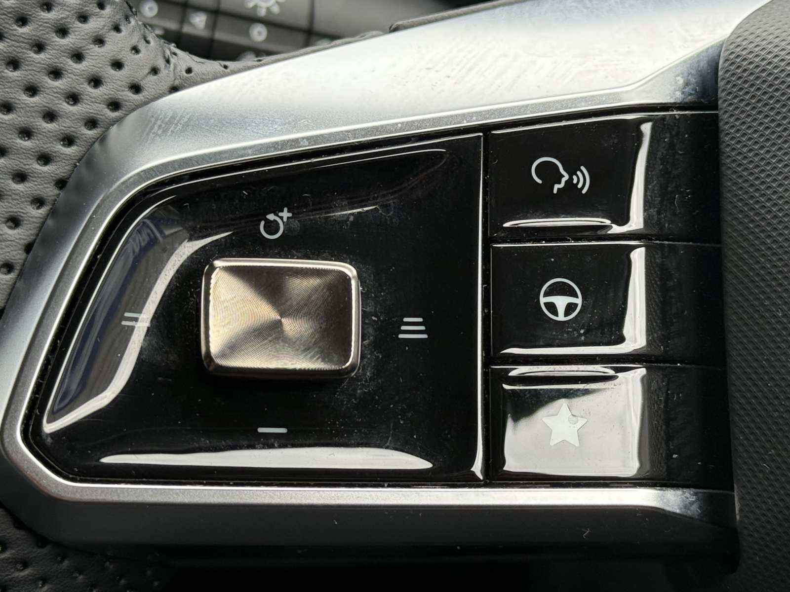 MG Motor UK ZS