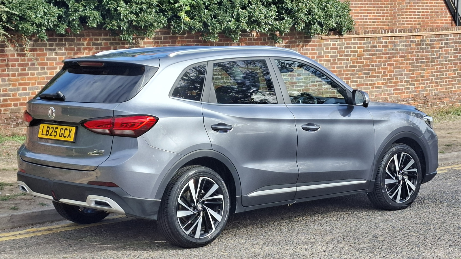 MG Motor UK ZS
