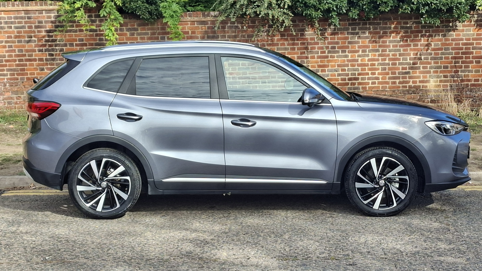 MG Motor UK ZS