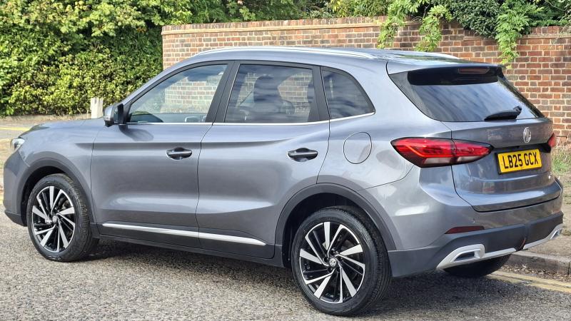 MG Motor UK ZS