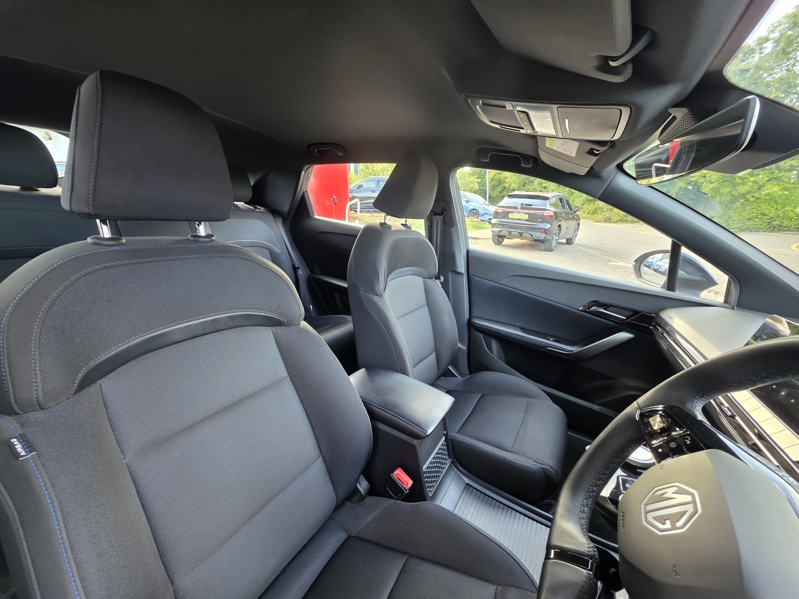 MG Motor UK Mg4