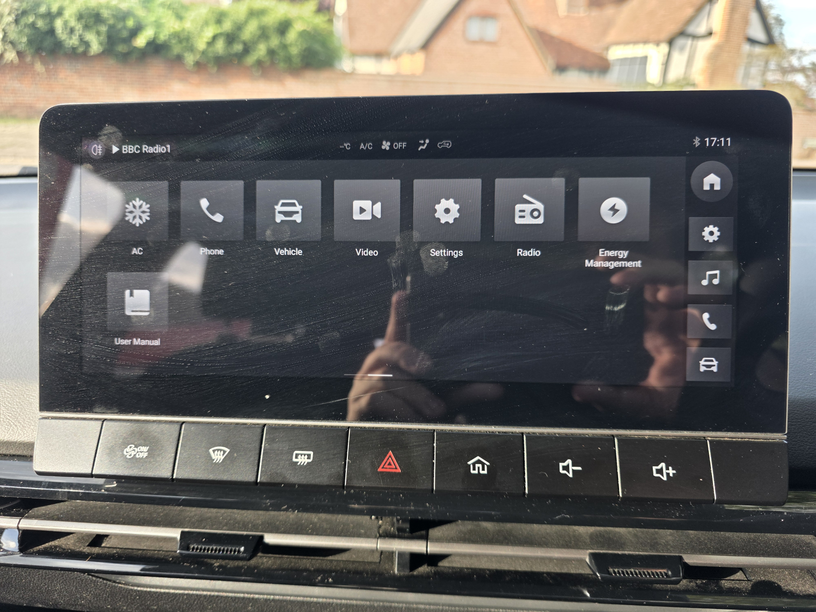 MG Motor UK Mg4