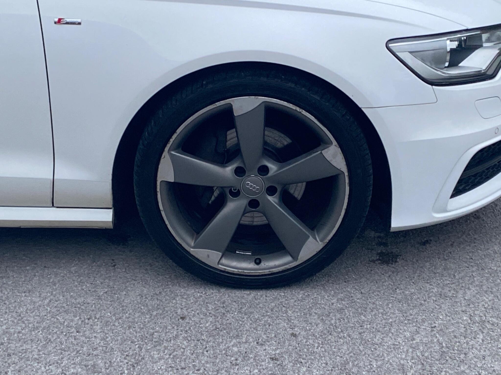 Audi A6 Saloon
