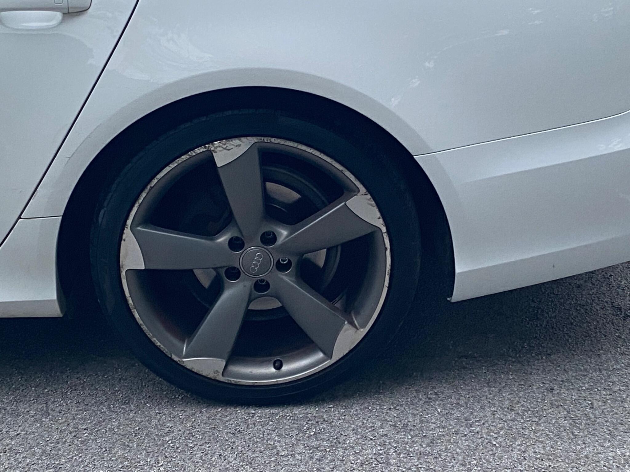 Audi A6 Saloon
