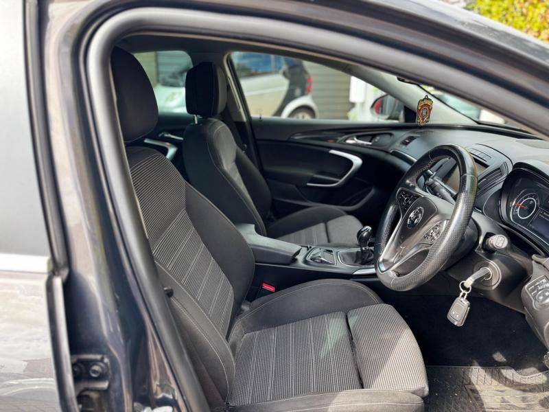 Vauxhall Insignia