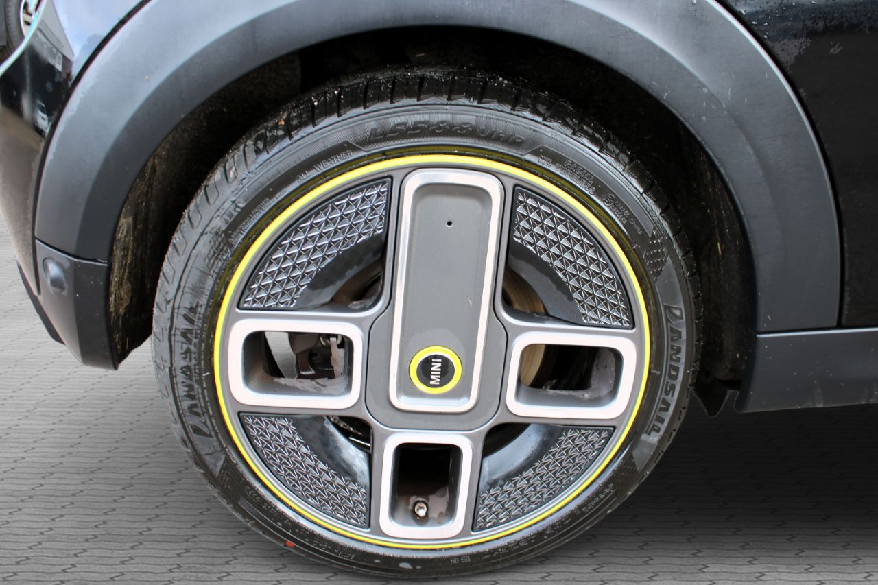 Mini Hatchback