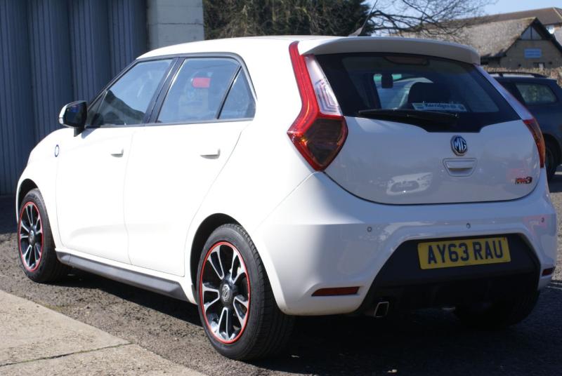 MG Motor UK MG3