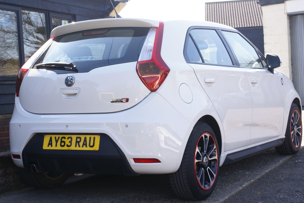MG Motor UK MG3