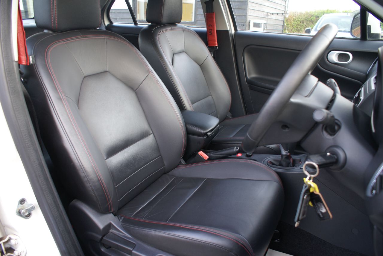 MG Motor UK MG3