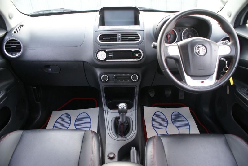 MG Motor UK MG3