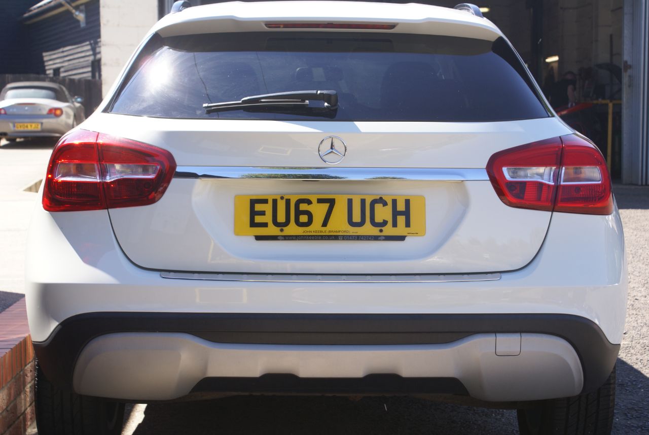 Mercedes-Benz GLA