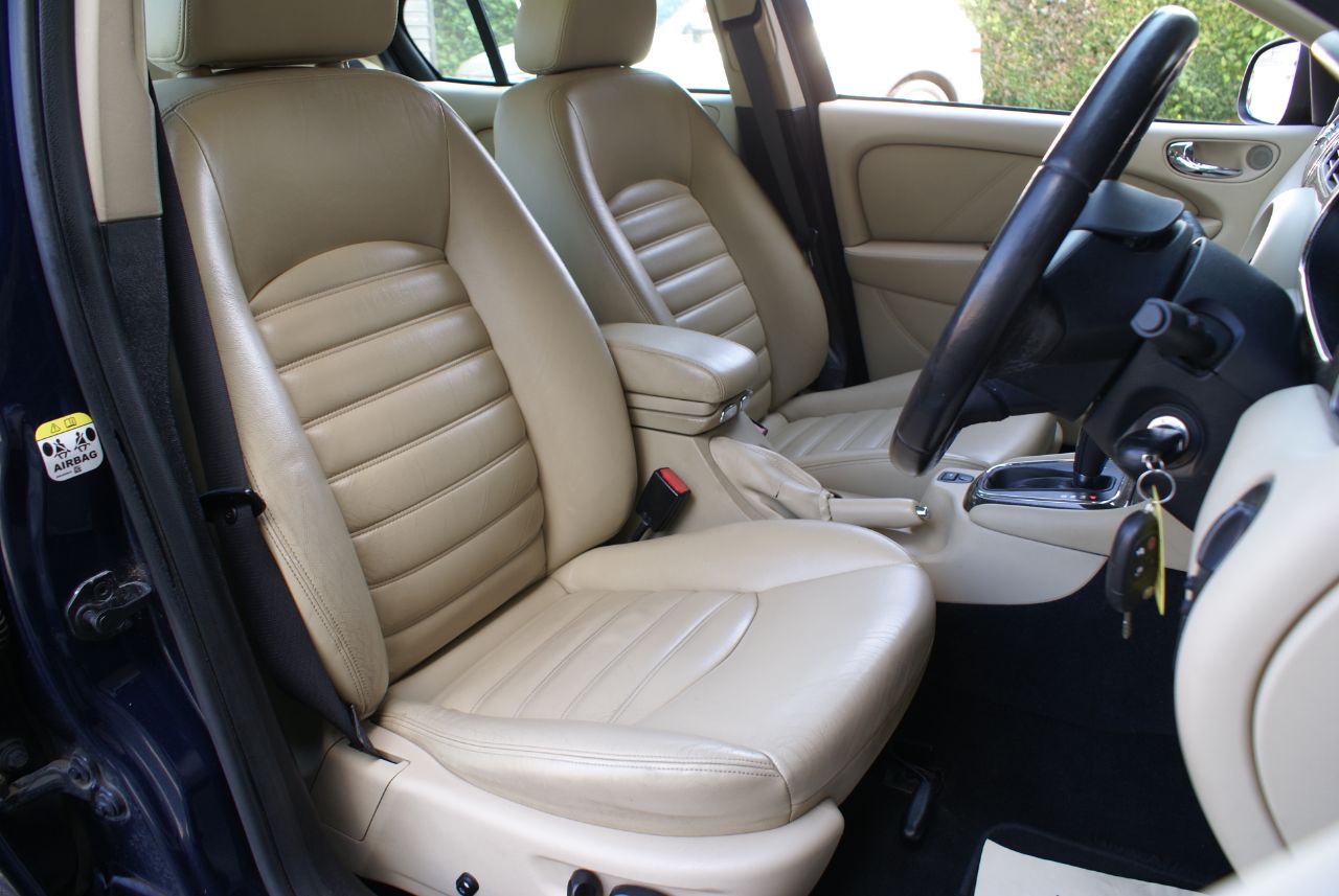 Jaguar X-Type