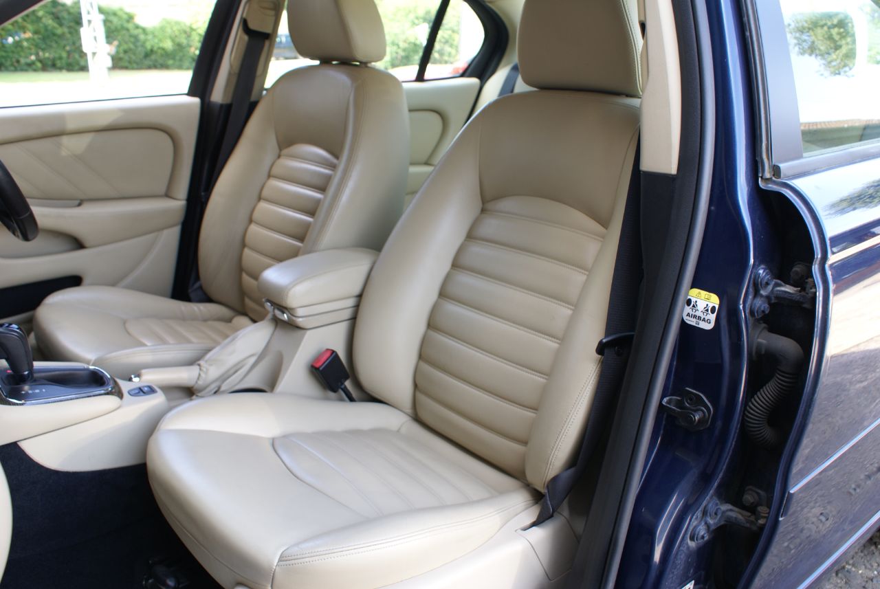 Jaguar X-Type