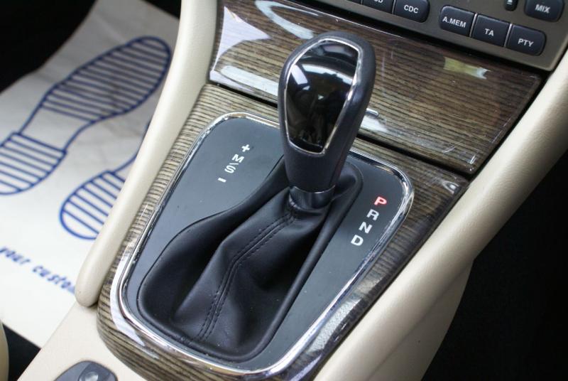 Jaguar X-Type