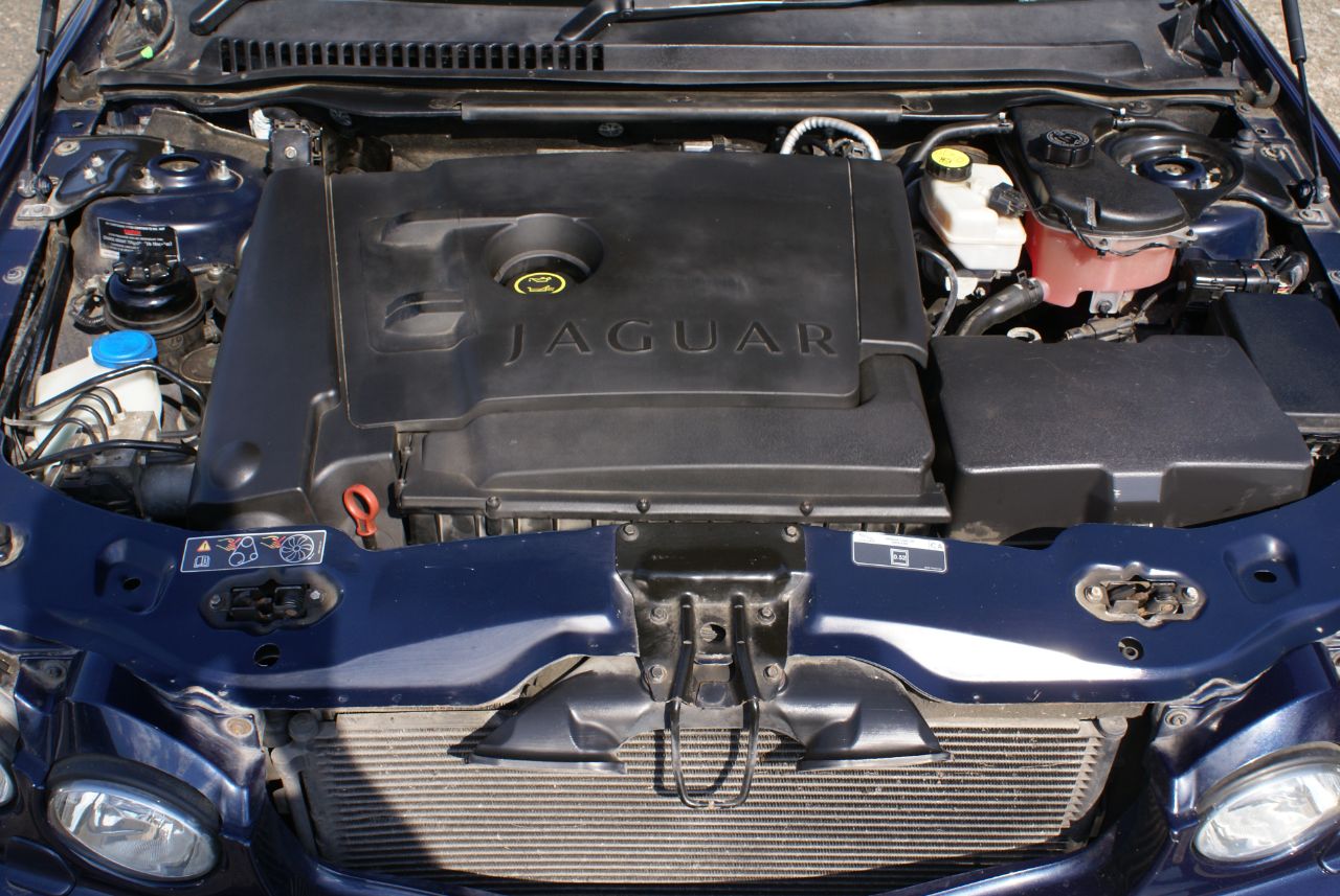 Jaguar X-Type