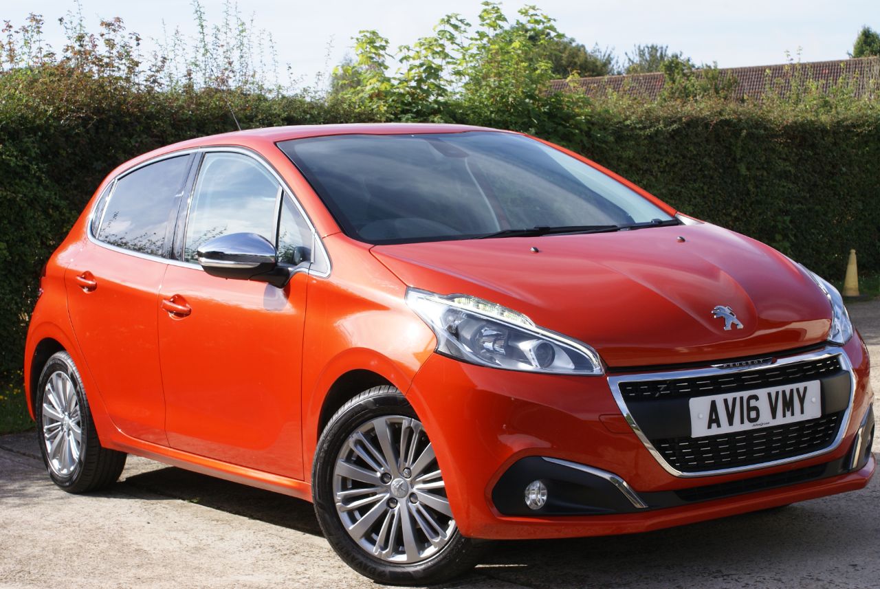 Peugeot 208