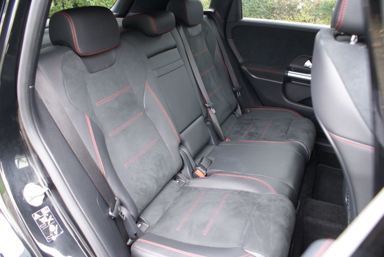 Mercedes-Benz B Class