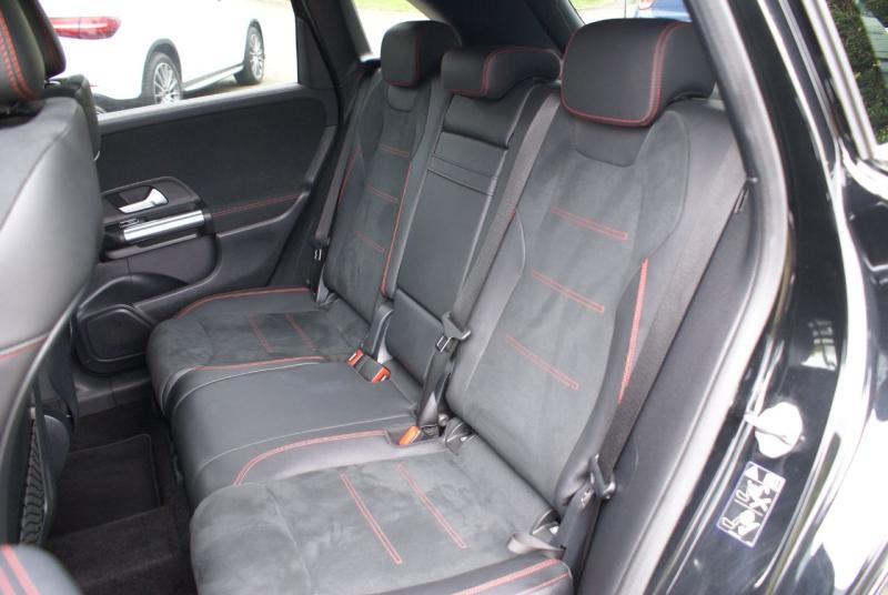 Mercedes-Benz B Class