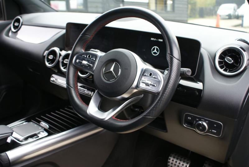 Mercedes-Benz B Class