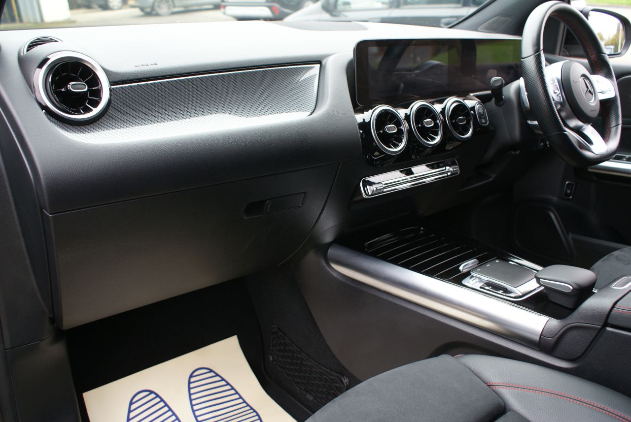 Mercedes-Benz B Class