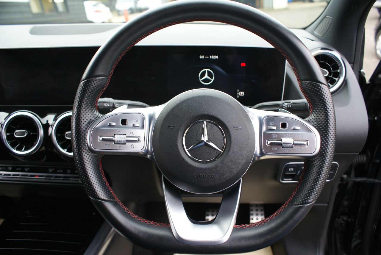 Mercedes-Benz B Class