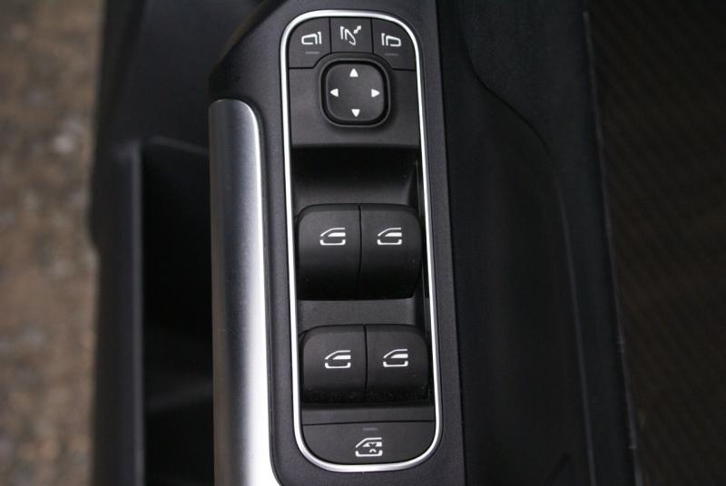 Mercedes-Benz B Class