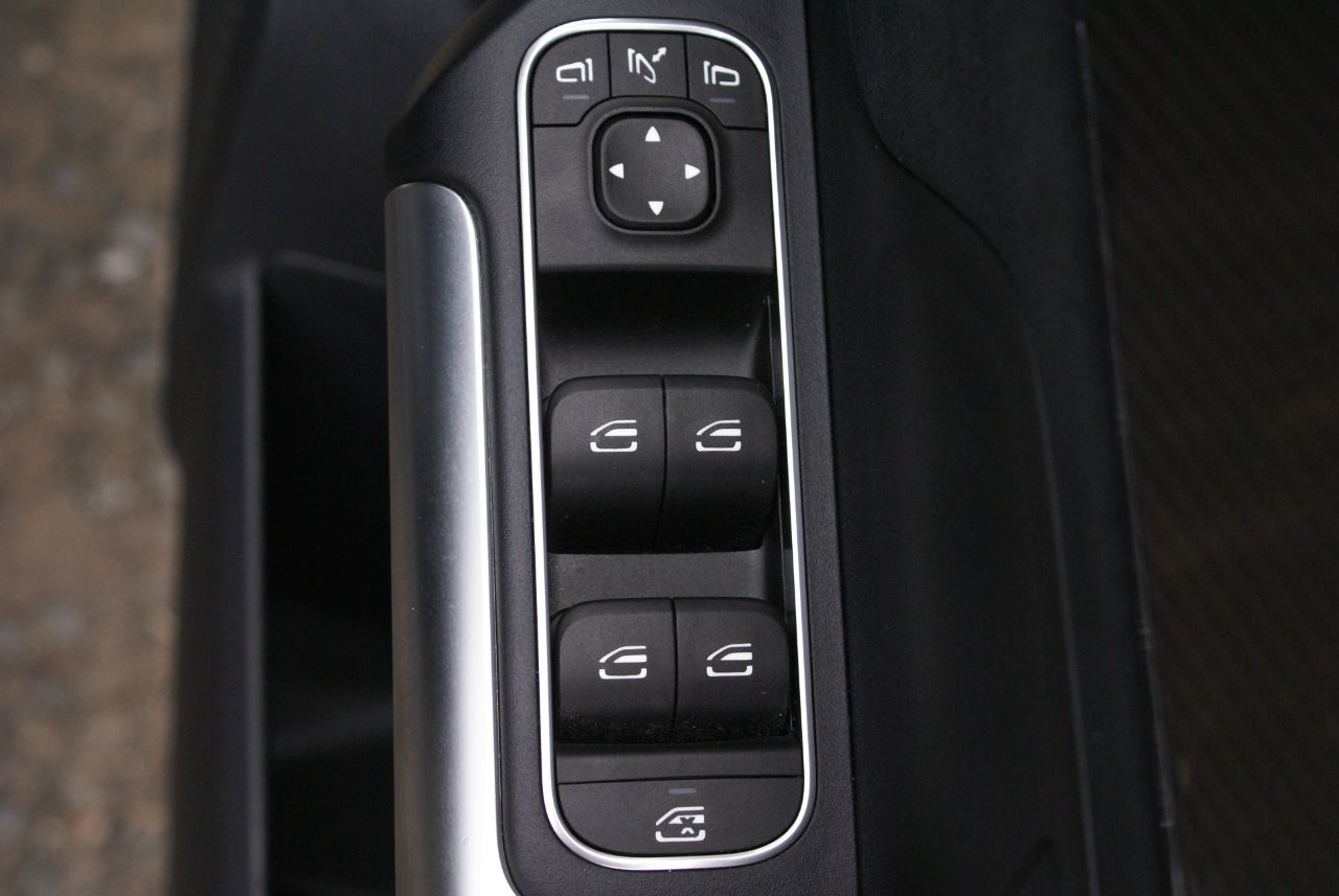 Mercedes-Benz B Class