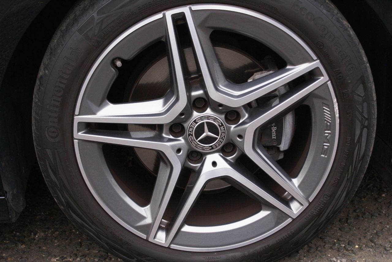 Mercedes-Benz B Class