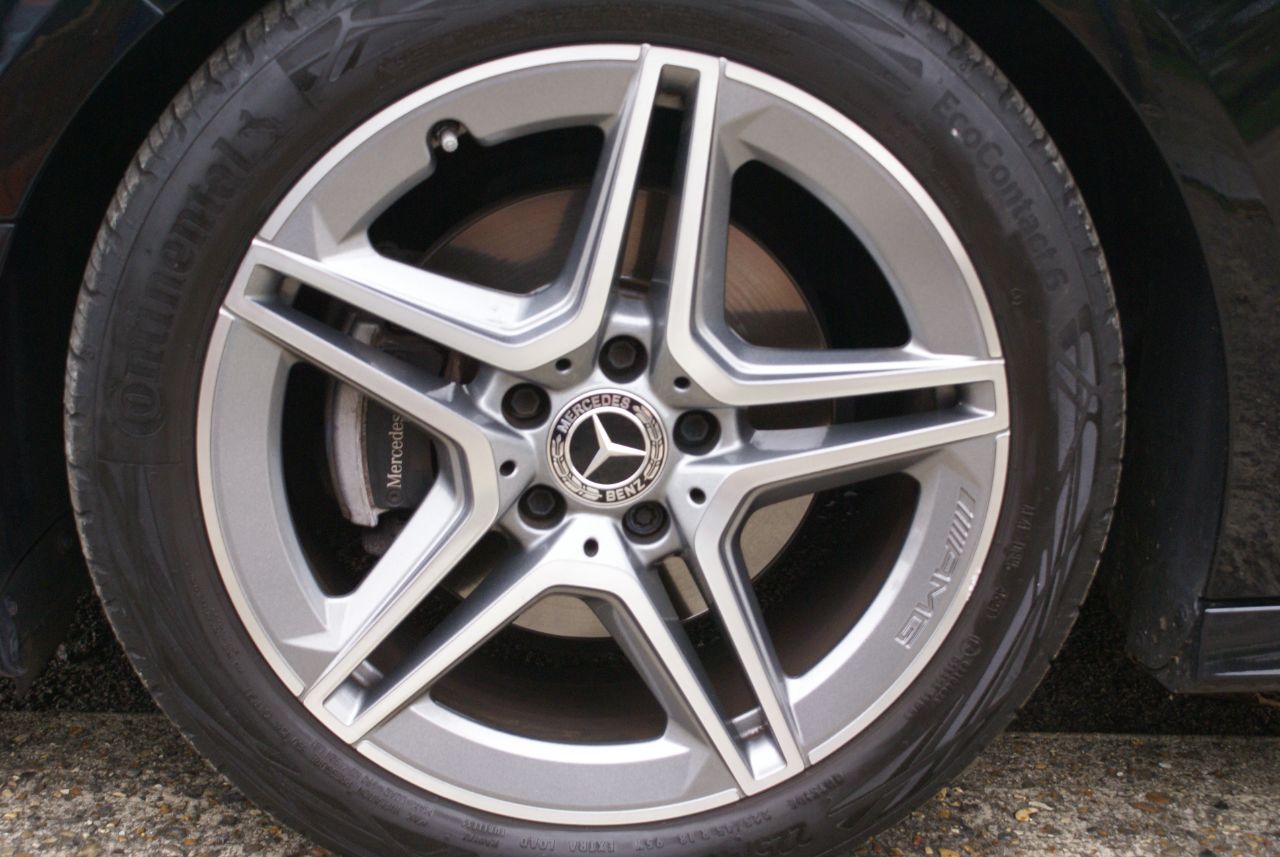 Mercedes-Benz B Class