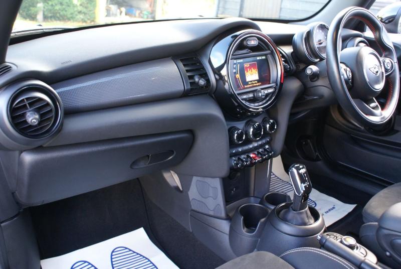 Mini Hatchback