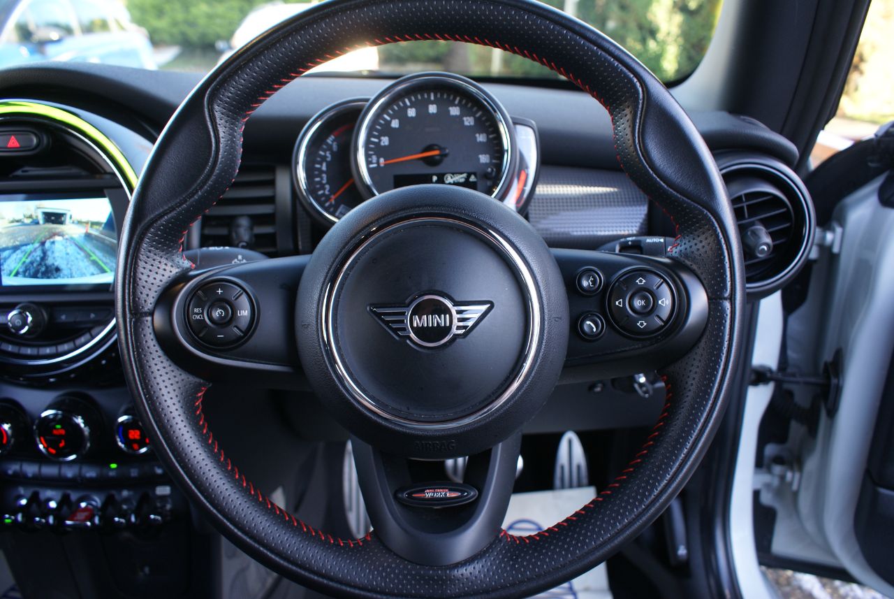 Mini Hatchback