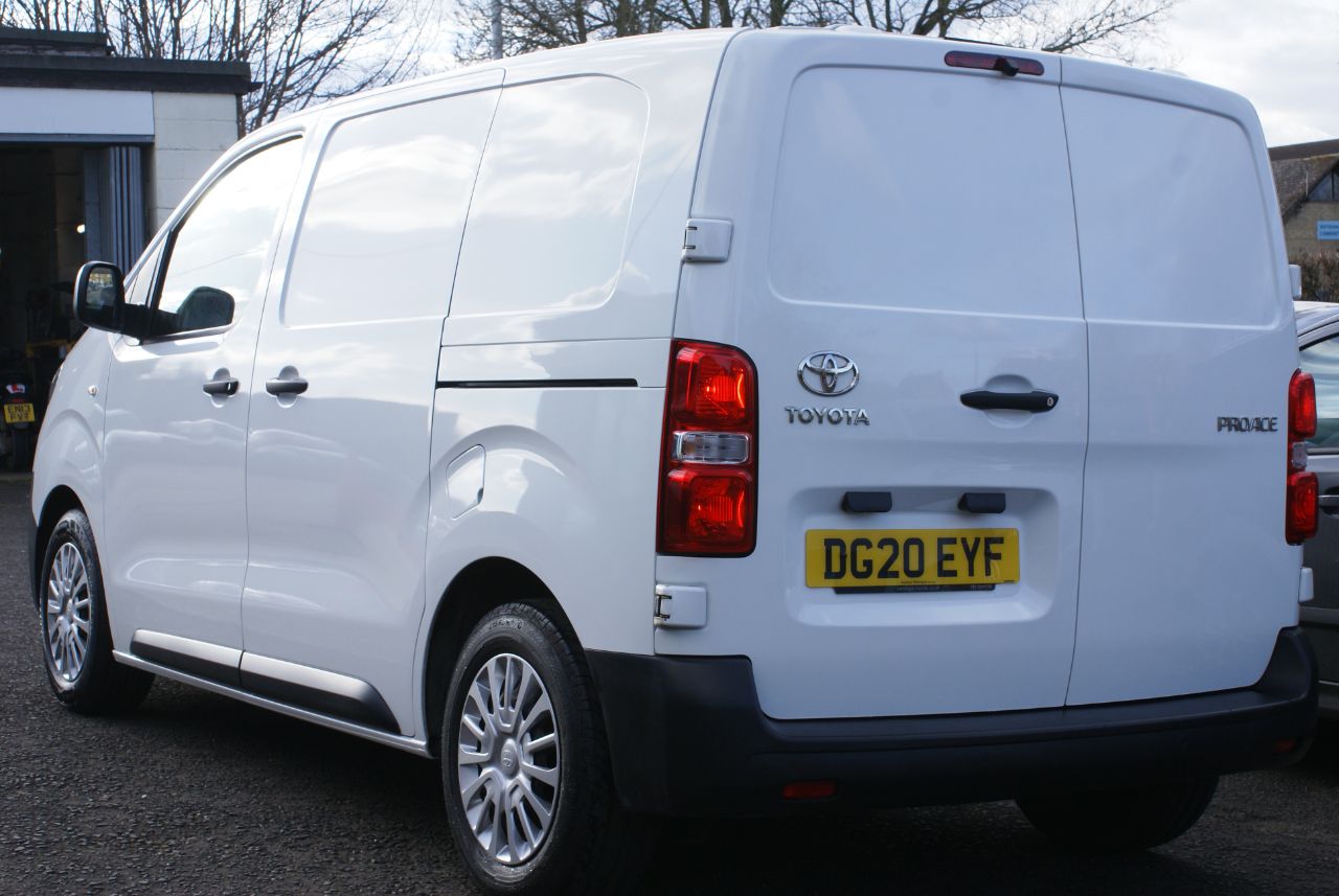 Toyota Proace