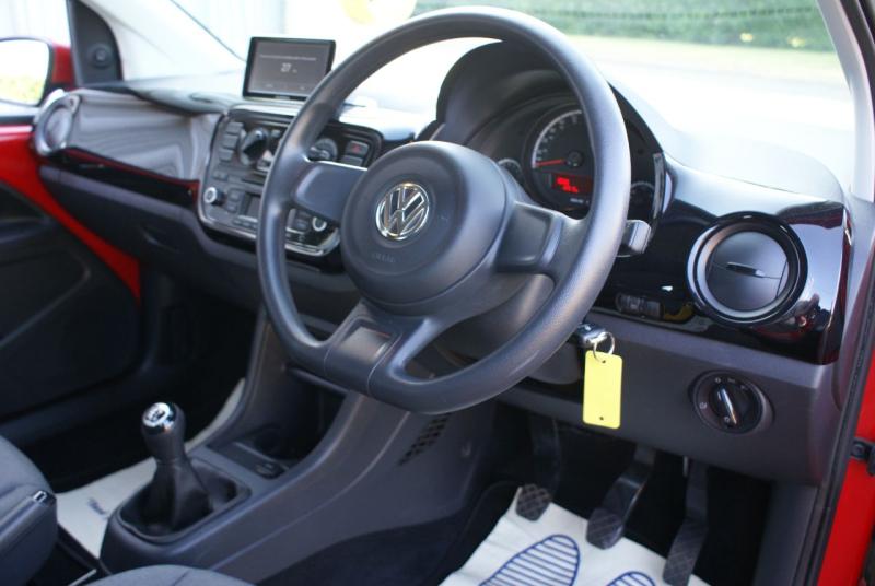 Volkswagen Up