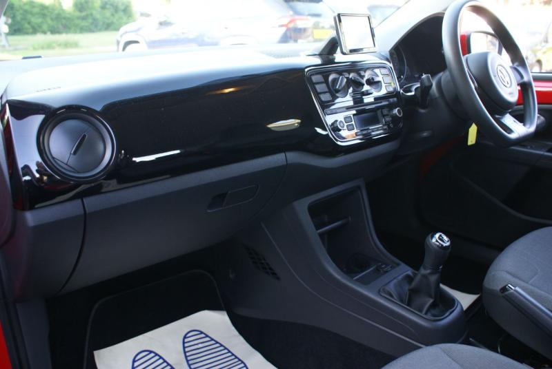 Volkswagen Up