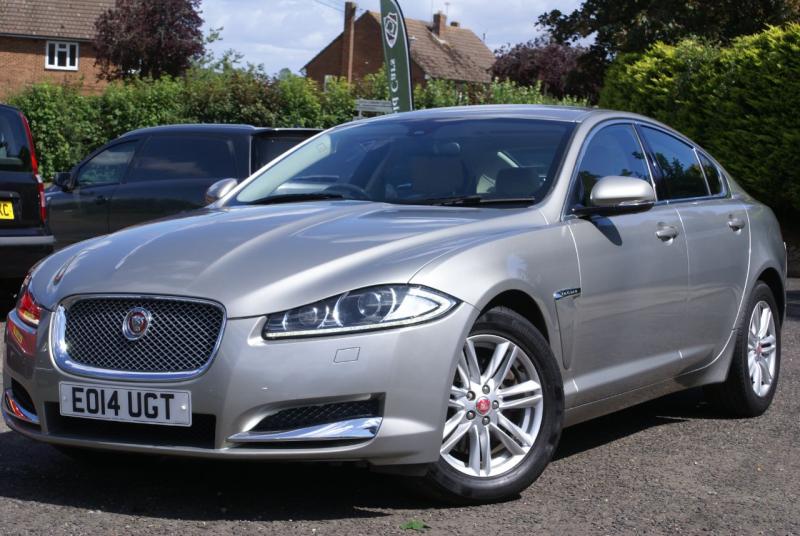 Jaguar XF