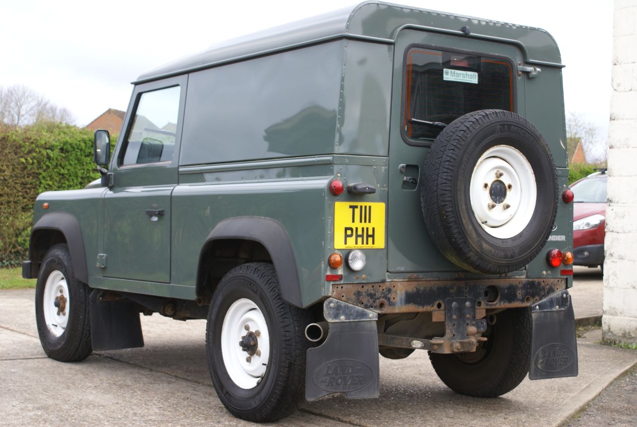 Land Rover Defender 90