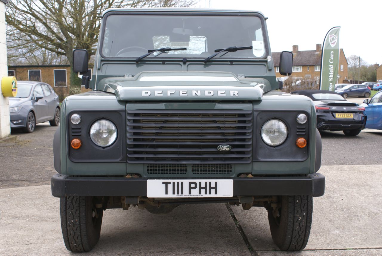 Land Rover Defender 90