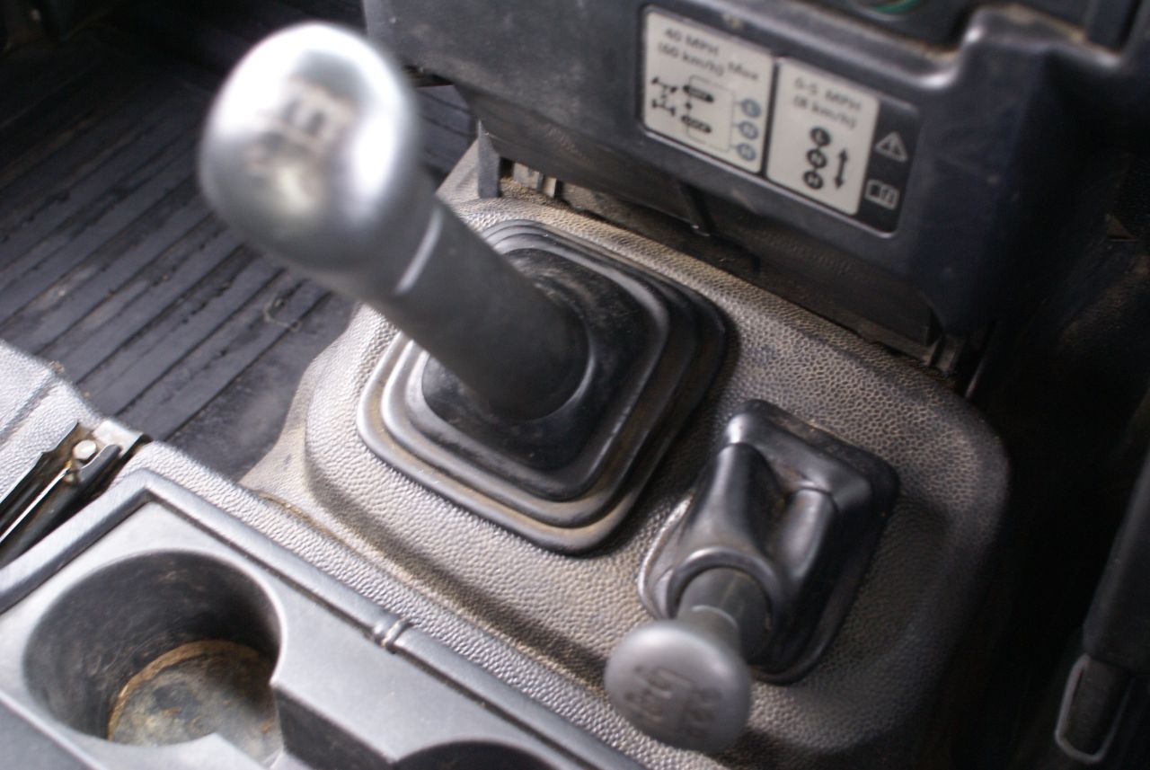 Land Rover Defender 90
