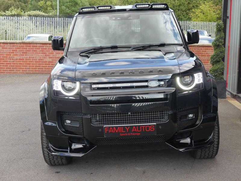 Land Rover Defender 110