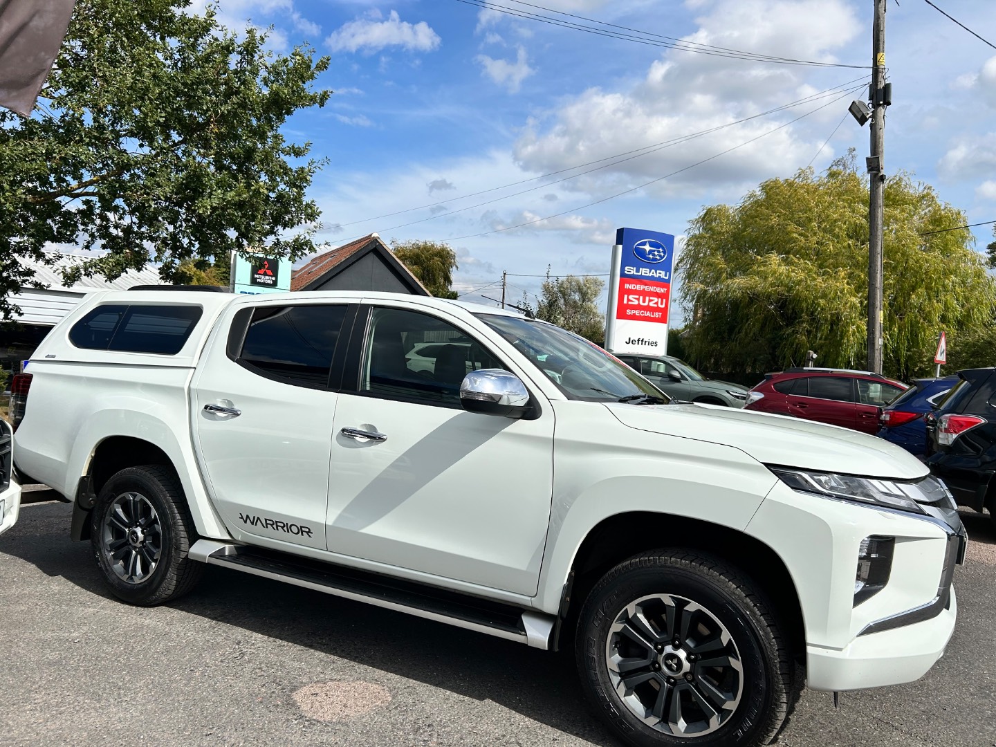 Mitsubishi L200