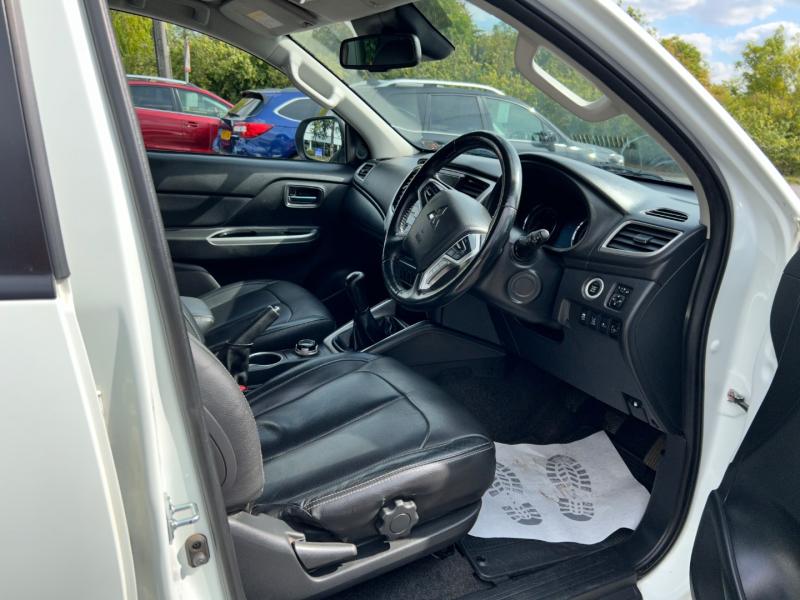 Mitsubishi L200