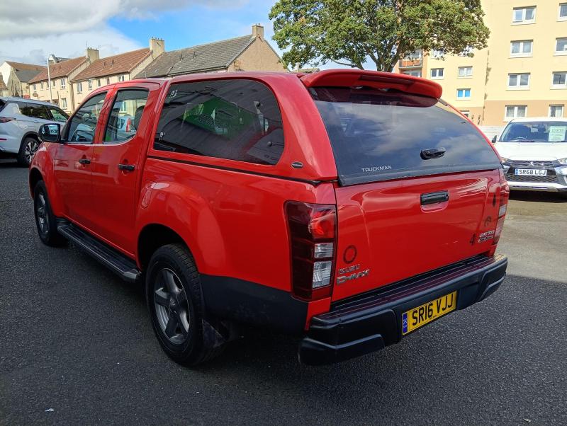 Isuzu D-Max