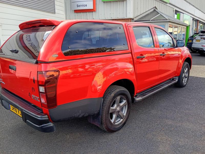 Isuzu D-Max