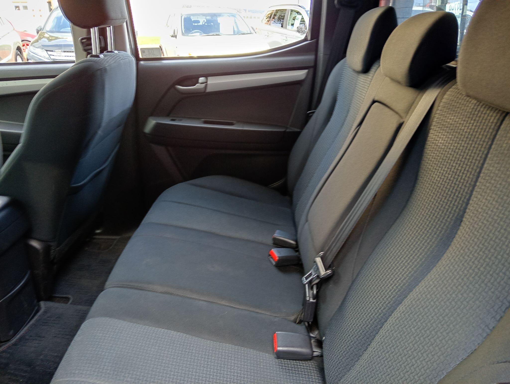 Isuzu D-Max
