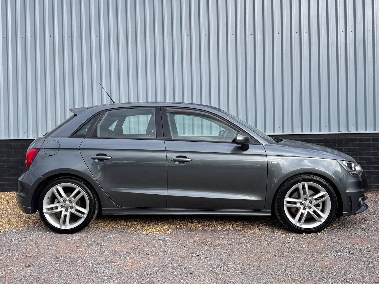 Audi A1