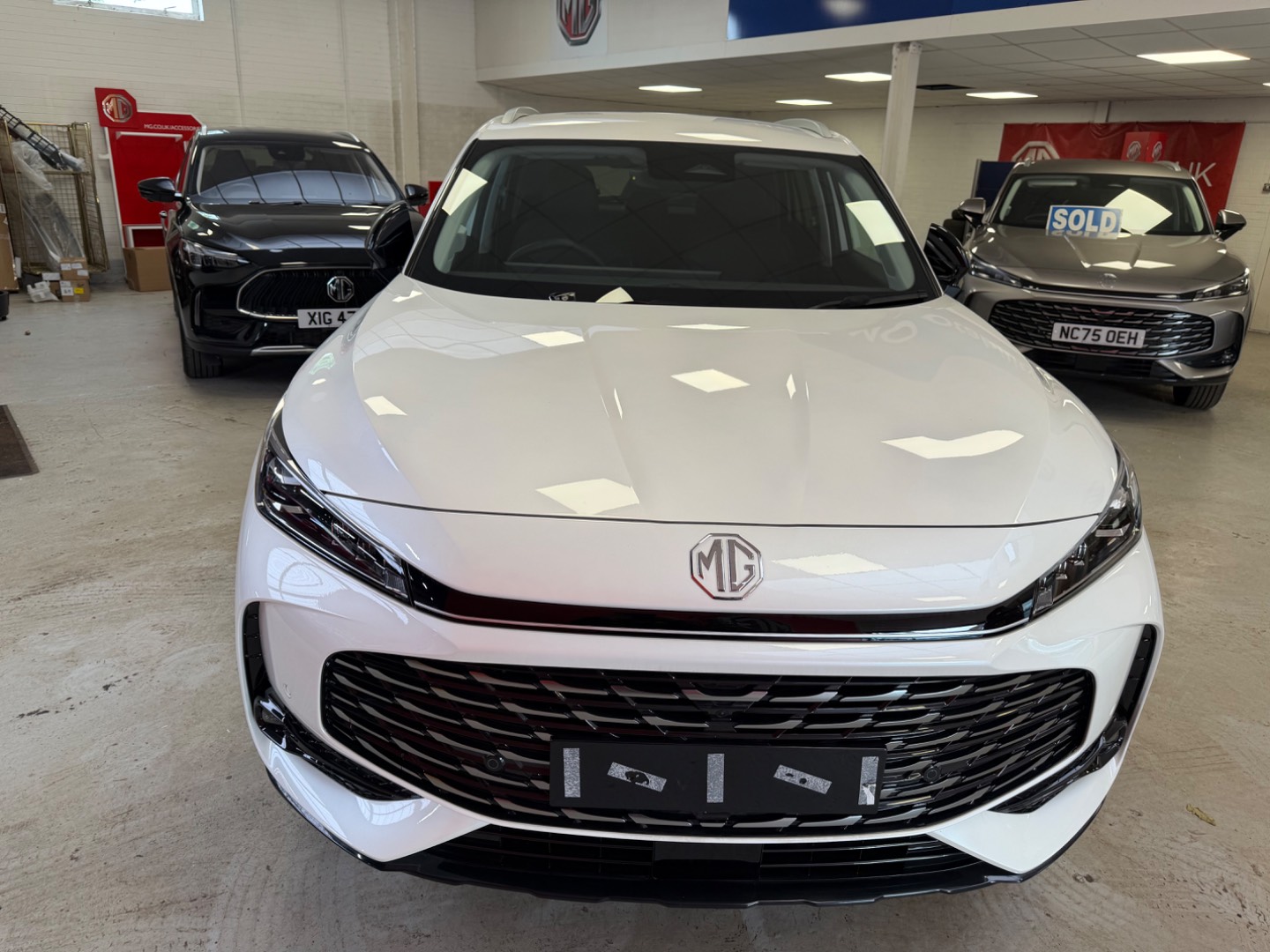 MG Motor UK HS