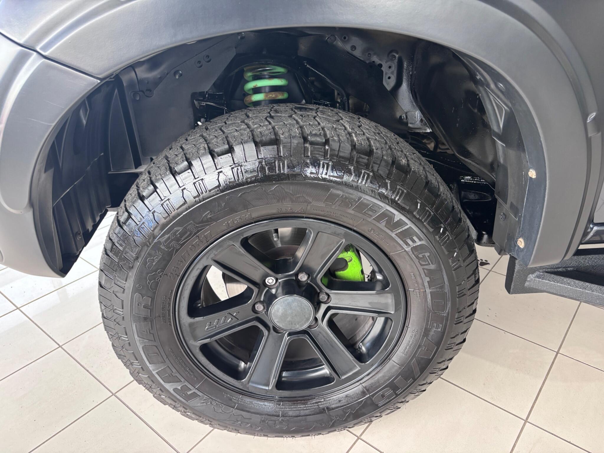 Isuzu D-Max
