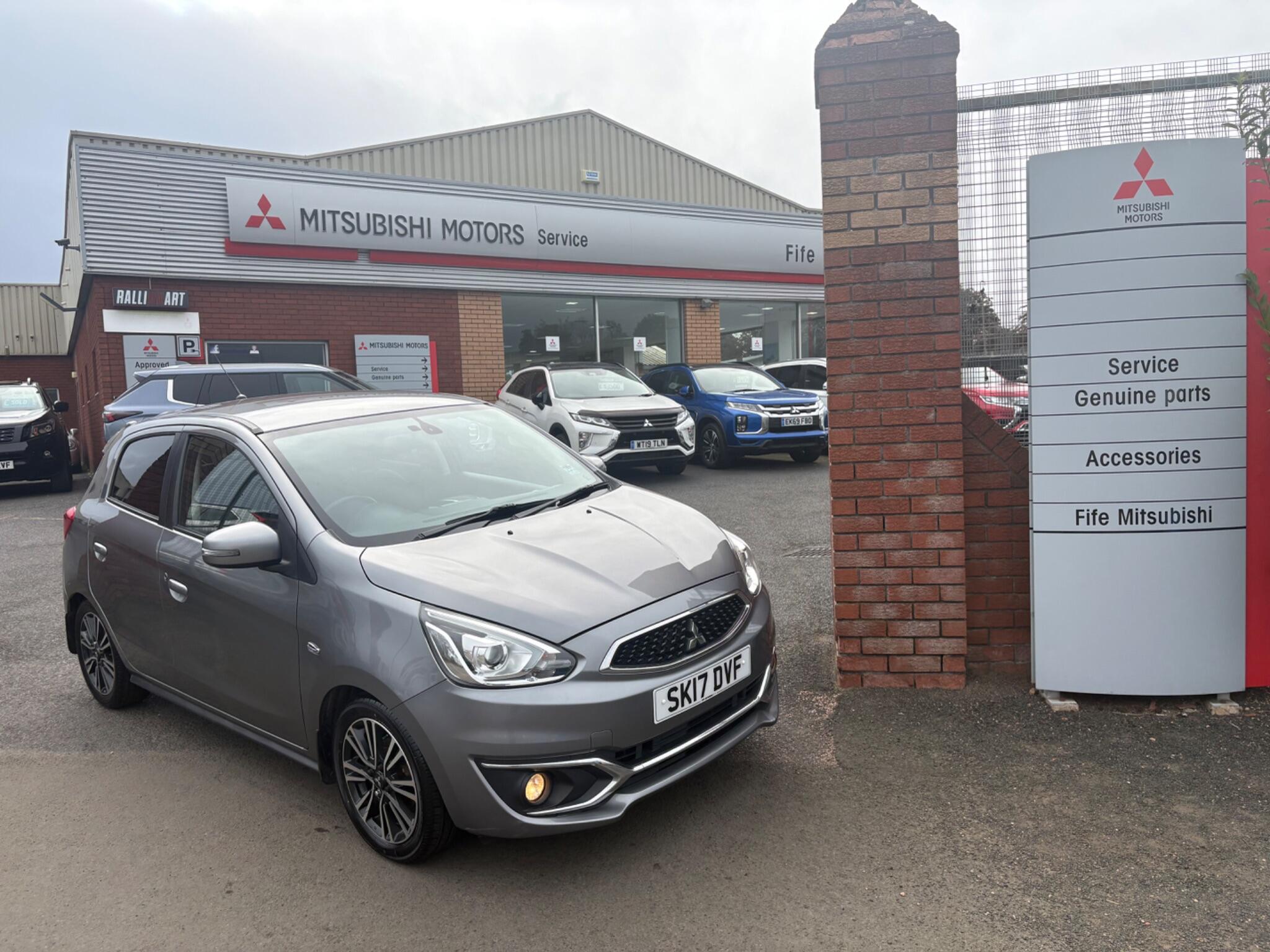 Mitsubishi Mirage