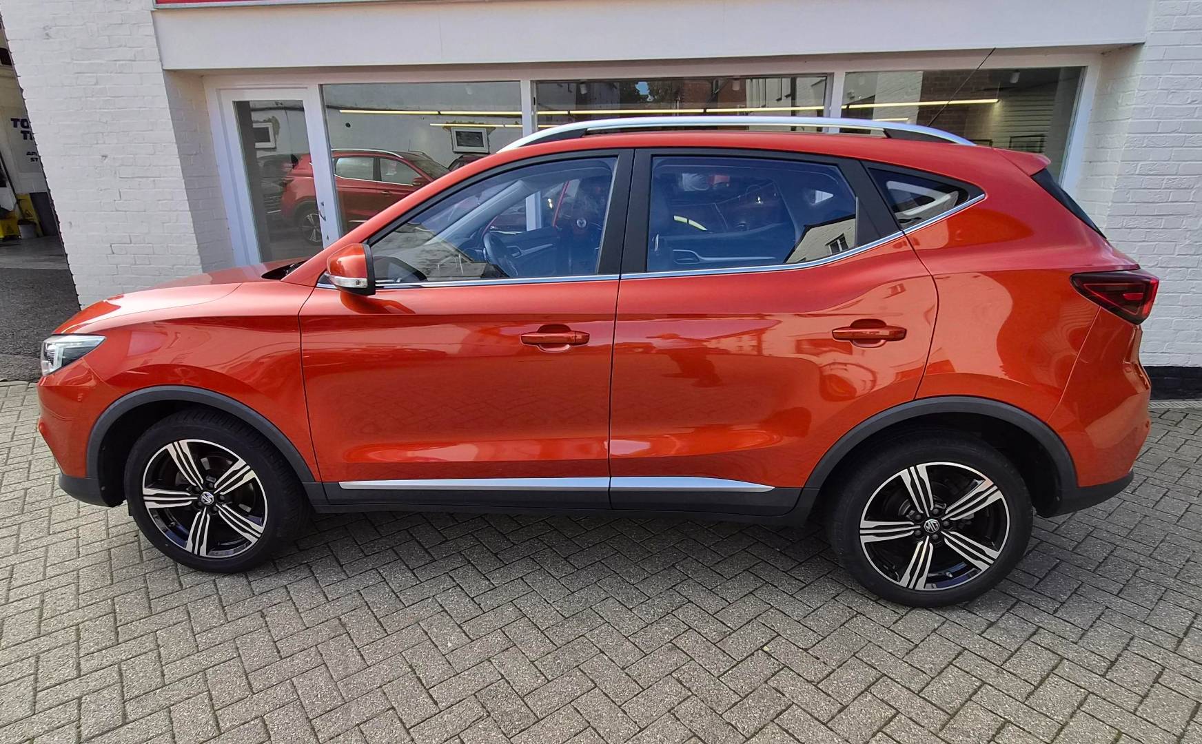 MG Motor UK ZS